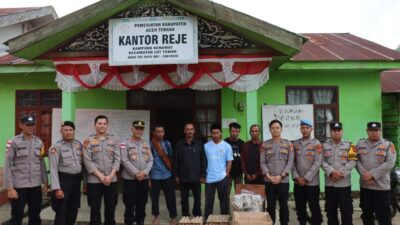 Bantuan Kapolri Disalurkan ke 34 Titik Pengungsian Korban Banjir dan Longsor di Aceh Tengah