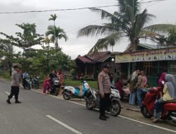 Polsek Teluk Meranti Amankan Lalu Lintas Pasar Ramadhan, Pastikan Situasi Aman dan Lancar