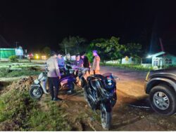 Jelang Sahur, Polsek Pangkalan Lesung Lakukan Patroli dan Himbauan ke Warga