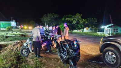 Jelang Sahur, Polsek Pangkalan Lesung Lakukan Patroli dan Himbauan ke Warga
