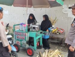 Pastikan Arus Lancar dan Aman, Polsek Teluk Meranti Atur Lalu Lintas di Pasar Ramadhan