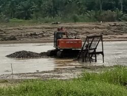 Diduga Aktivitas Galian C Pasir di Gereudong Pasee Ancam Sungai dan Lingkungan.