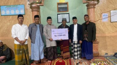 Apresiasi Kampung Taat Zakat, Baitul Mal Bener Meriah Serahkan Bantuan Rp4 Juta dalam Safari Ramadhan 1447 H