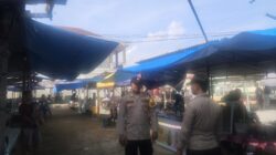 Tertib Ramadhan, Polsek Kerumutan Berikan Rasa Aman bagi Pedagang dan Pengunjung Pasar