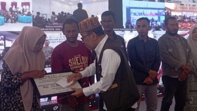 Menko PMK Salurkan Bantuan Stimulan Perbaikan Rumah Rp86,1 Miliar di Kabupaten Bireuen