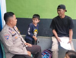 Bhabinkamtibmas Polsek Bunut Sambangi Warga Sialang Godang, Sosialisasikan Pencegahan Karhutla