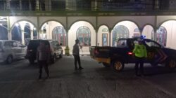 Polsek Pangkalan Kuras Amankan Shalat Tarawih, Ciptakan Rasa Aman bagi Warga