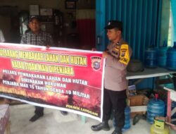 Polsek Langgam Sosialisasikan Larangan Membakar Hutan dan Lahan di Desa Segati