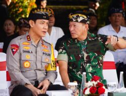 Sinergi Aparat dan Kearifan Lokal, Pangdam IX/Udayana Hadiri Gelar Agung Ribuan Pecalang se-Bali