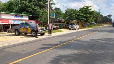 Antisipasi Kecelakaan, Polsek Pangkalan Lesung Gelar Pengaturan Lalin di Jalur Timur