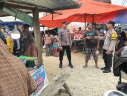 Polisi Kerumutan Pastikan Keamanan Pasar Ramadhan Jelang Waktu Berbuka