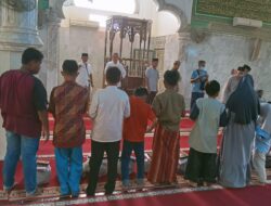 DKM Masjid Babbul Falah Bukit Tempurung Santun Anak Yatim