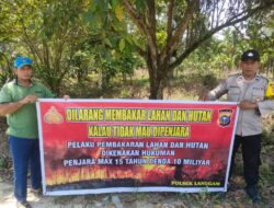 Polsek Langgam Sosialisasikan Larangan Karhutla kepada Warga Desa Segati