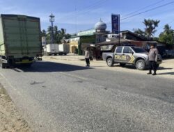 Cegah Kecelakaan, Polisi Pangkalan Lesung Siaga di Jalan Lintas Timur