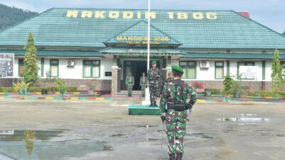 Upacara Bendera 17-an di Teluk Bintuni Berjalan Khidmat, Dandim Bacakan Amanat Pangdam XVIII/Kasuari