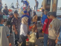 Mudik Aman, Polsek Kuala Kampar Lakukan Pemantauan di Pelabuhan Teluk Dalam