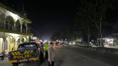 Polsek Pangkalan Kuras Amankan Shalat Tarawih, Ciptakan Suasana Kondusif