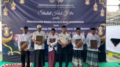Lapas Sidoarjo Gelar Sholat Idul Fitri Dirangkaikan Dengan Pemberian Remisi Khusus