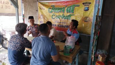 Warga Beringin Makmur Sampaikan Keluhan Saat Jumat Curhat Polsek Kerumutan