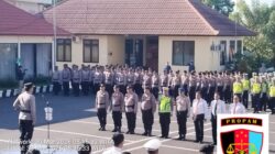 Sipropam Polres Karangasem Melaksanakan Pengawasan dan Absensi Apel pagi Personil Polres Karangasem