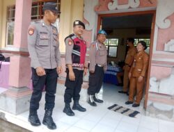 Personel Polsek Bebandem Pantau Pelaksanaan Ujian Nasional, di SMPN 1 Bebandem