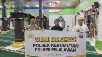 Gerakan Subuh di Masjid, Polsek Kerumutan Perkuat Silaturahmi dengan Warga