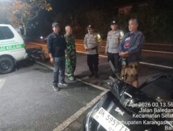 Tingkatkan Keamanan Wilayah Hukumnya, Polsek Selat Rutin Gelar Blue Light Patrol 
