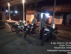 Tingkatkan Keamanan Wilayah Hukumnya, Polsek Selat Rutin Gelar Blue Light Patrol 