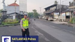 Cegah dan Antisipasi Lakalantas, Unit Turjawali Sat Lantas Lakukan Gatur Lalin di Pos 3 Patung Salak Jasri