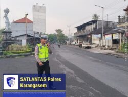 Cegah dan Antisipasi Lakalantas, Unit Turjawali Sat Lantas Lakukan Gatur Lalin di Pos 3 Patung Salak Jasri