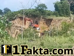 Diduga Galian C Tanah Timbun Milik Oknum Bebas Beroperasi, Jalan Kampus Buket Indah Dipenuhi Debu