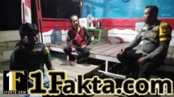 Patroli Malam, Polisi Kerumutan Sambangi Pos Kamling Warga