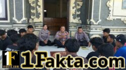 Perkuat Sinergi Sat Binmas Polres Jembrana Edukasi Pemuda Karang Taruna Sada Karya Eka Mukti Desa Penyaringan, Berikan Pesan Kamtibmas