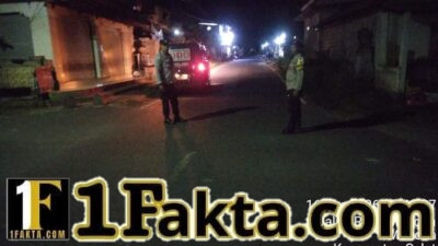 Patroli Barcode Malam Hari Polsek Selat, Sasar Beberapa Titik Strategis