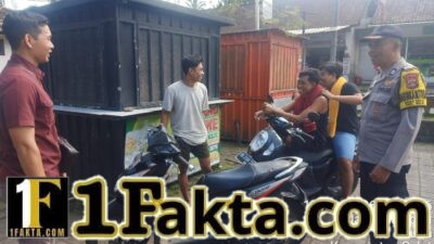Jaga Situasi Kamtibmas Wilayah Duda Timur Kondusif, Polsek Selat Intensifkan Patroli Barcode 