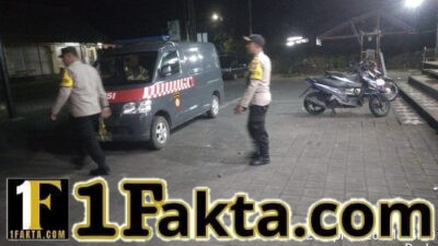 Pastikan Situasi Kamtibmas Tetap Kondusif, Personel Polsek Selat Gelar Patroli Barcode