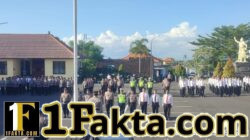 Propam Polres Karangasem Lakukan Absensi dan pengawasan Apel Pagi Jam Pimpinan Personel Polres Karangasem
