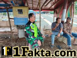 Babinsa Koramil 07/Atu Lintang Pererat Hubungan dengan Warga Lewat Komsos