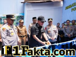 Wujudkan Instruksi Presiden Prabowo, Wakapolri Resmikan Jembatan Perintis “Dhira Brata” 