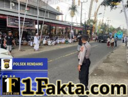 Personil Polsek Rendang Berikan Pengamanan Kegiatan Usaba Pura Dalem, di Desa Adat Nongan