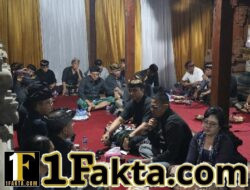 Rasa Duka yang Mendalam, Kapolres Karangasem Bersama Forkopimda Melayat ke Rumah Duka Ayahanda Wakil Bupati