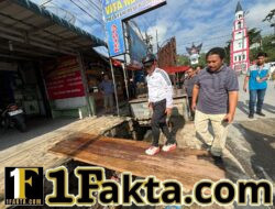 Bupati Taput Gas Penataan Tarutung: Drainase Dikebut, Simpang Empat Dibersihkan, Aset Ditertibkan