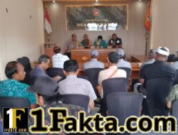 Bhabinkamtibmas Dialogis Bersama Warga Masyarakat Desa Mananga, Sampaikan Pesan Kamtibmas