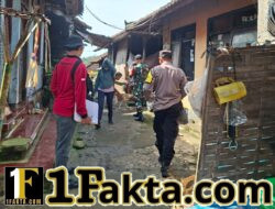 Lindungi Warga dari Ancaman Rabies, Babinsa Dampingin Pemberian Vaksin Terhadap Hewan Peliharaan