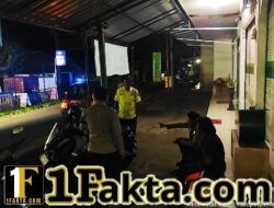 Ciptakan Rasa Aman dan Nyaman kepada Masyarakat saat Malam Hari, Personel Polsek Selat Intensifkan Blue Light Patrol