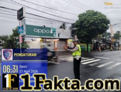 Rutinitas Anggota Sat Lantas Polres Karangasem Lakukan Gatur Pagi, di Simpang Tiga BTN Taman Asri Karangasem