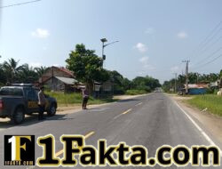 Cegah Laka Lantas, Polisi Patroli Rutin di Jalan Lintas Timur Pelalawan
