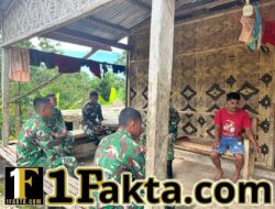 Satgas TMMD ke-128 Kodim 1629/SBD Manfaatkan Waktu dengan Komsos Bersama Masyarakat
