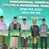 Gus Muhaimin Iskandar Serahkan 10 Tiket Umrah untuk Ulama Besar Aceh
