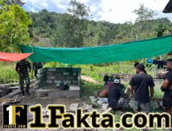 Semangat Kebersamaan, Pembangunan MCK di Wewaria Terus Digenjot Satgas TMMD